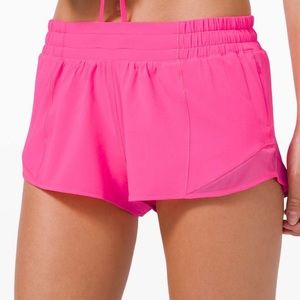 Lululemon Hotty Hot Short 2.5 size 4